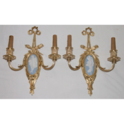 Paire d'Appliques En Bronze Doré Aux Plaques Wedgwood Circa1900