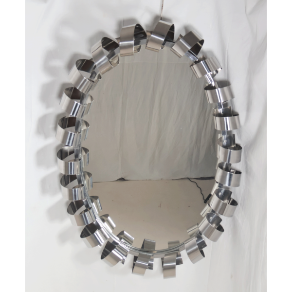 Miroir italien rétroéclairé avec cadre en spirale en acier années 1970